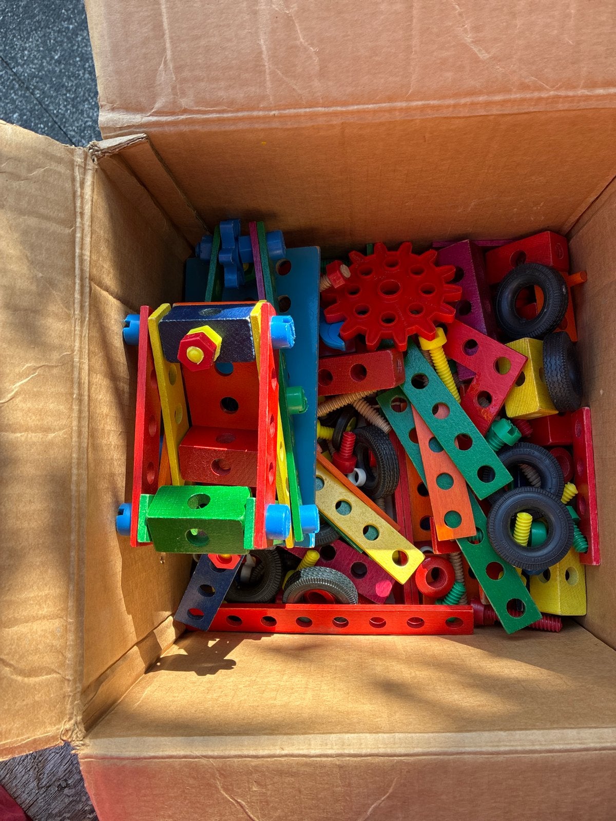 Grote doos met Sio Montage,kleurrijk constructiespeelgoed, Kinderen en Baby's, Ophalen of Verzenden, Gebruikt, Overige merken