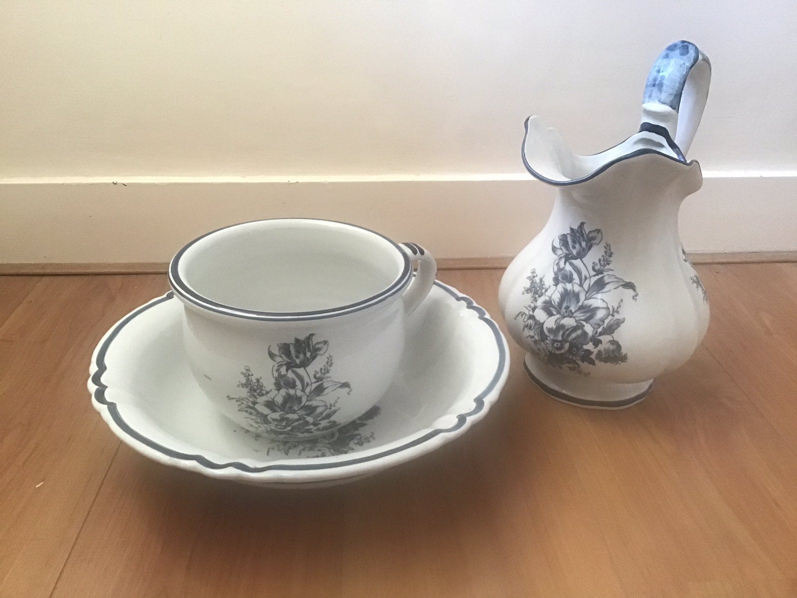 Brocante Waskom, Ophalen
