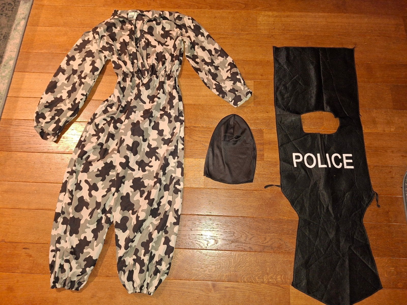 Verkleedkleding kindermaat 152, militaire politie, Kinderen en Baby's, Carnavalskleding en Verkleedspullen, Ophalen of Verzenden