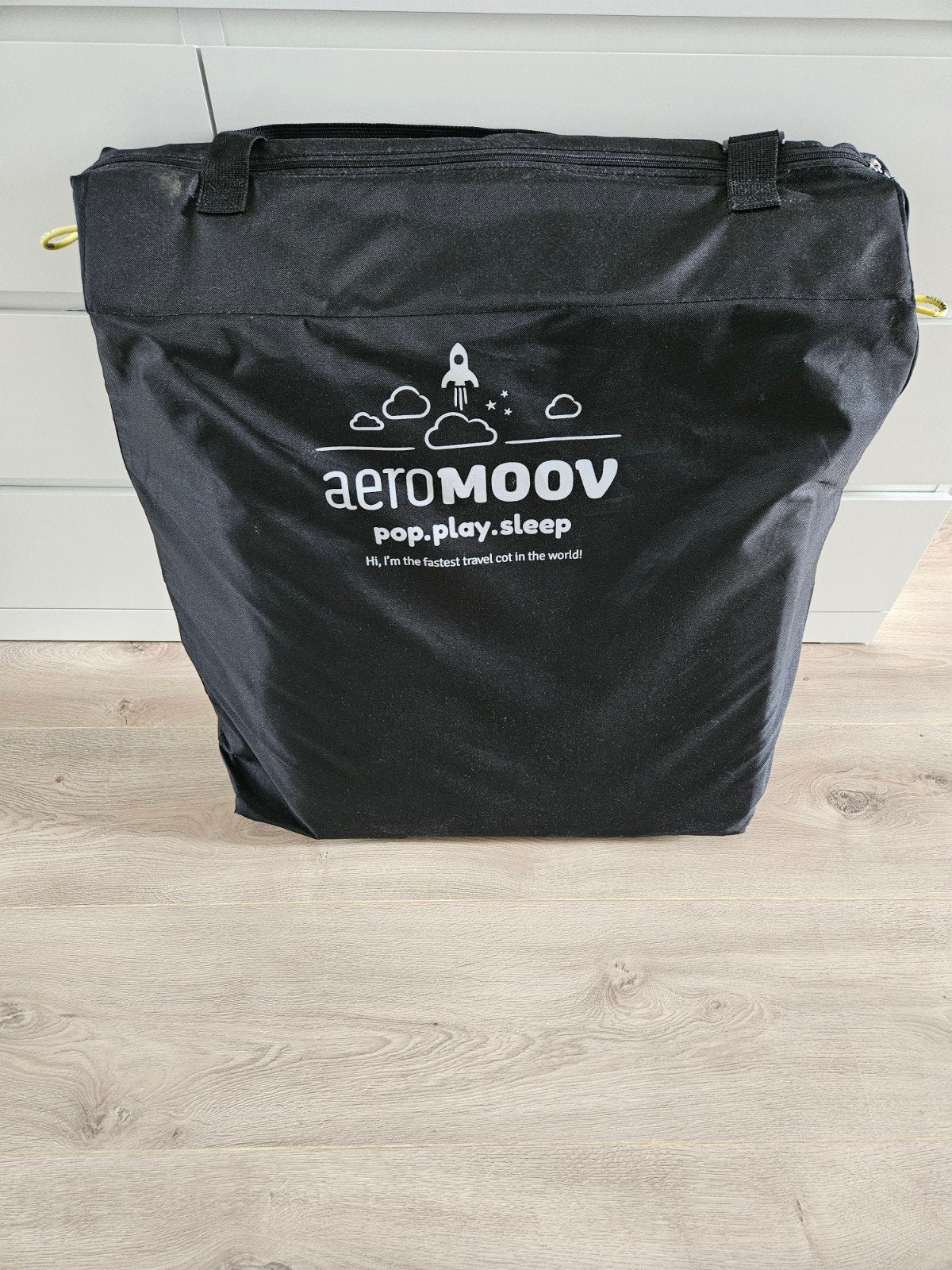 AeroMoov Reisbedje - Pop-up en Lichtgewicht, Ophalen, Zo goed als nieuw, Reisbedje