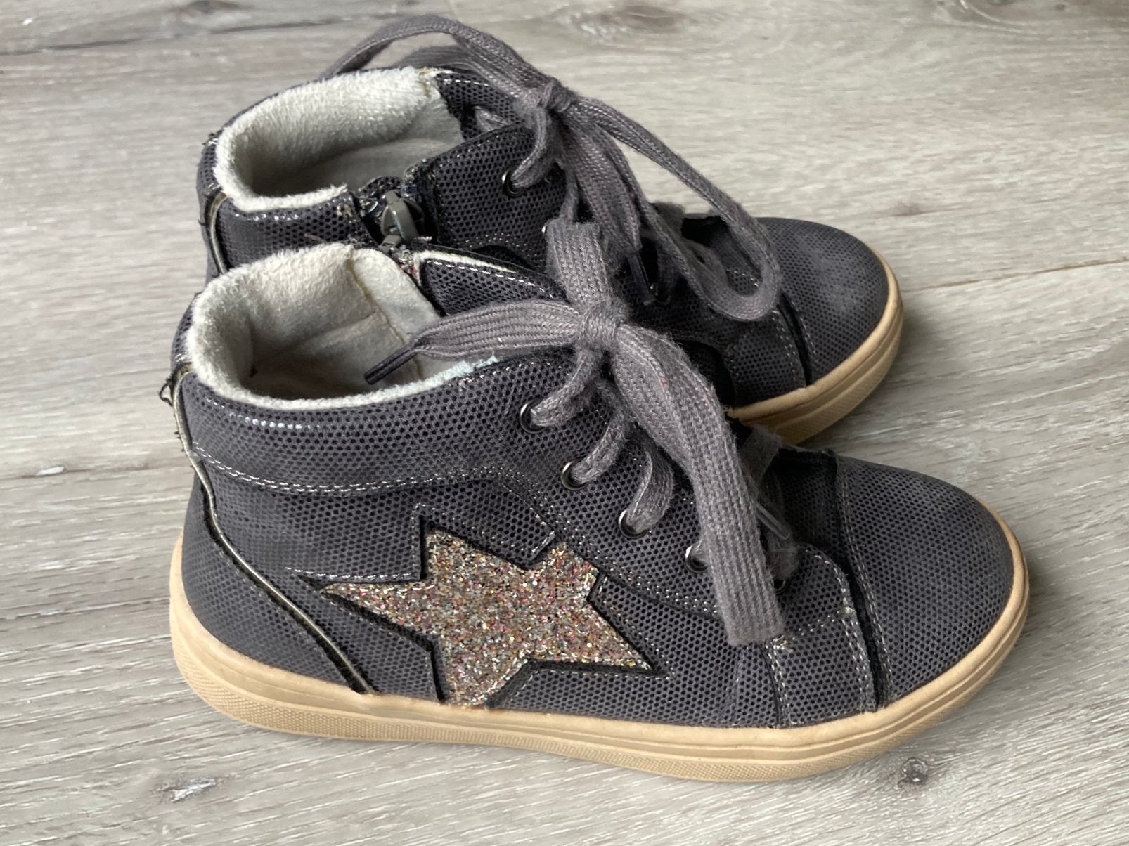 Leuke schoenene maat 30 friboo, Ophalen of Verzenden, Zo goed als nieuw, Meisje, Schoenen