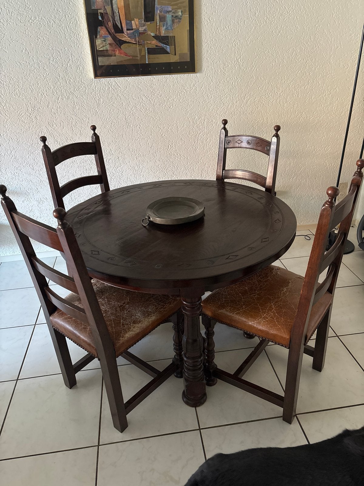 Eiken ronde tafel met 4 stoelen (leren zittingen), Ophalen