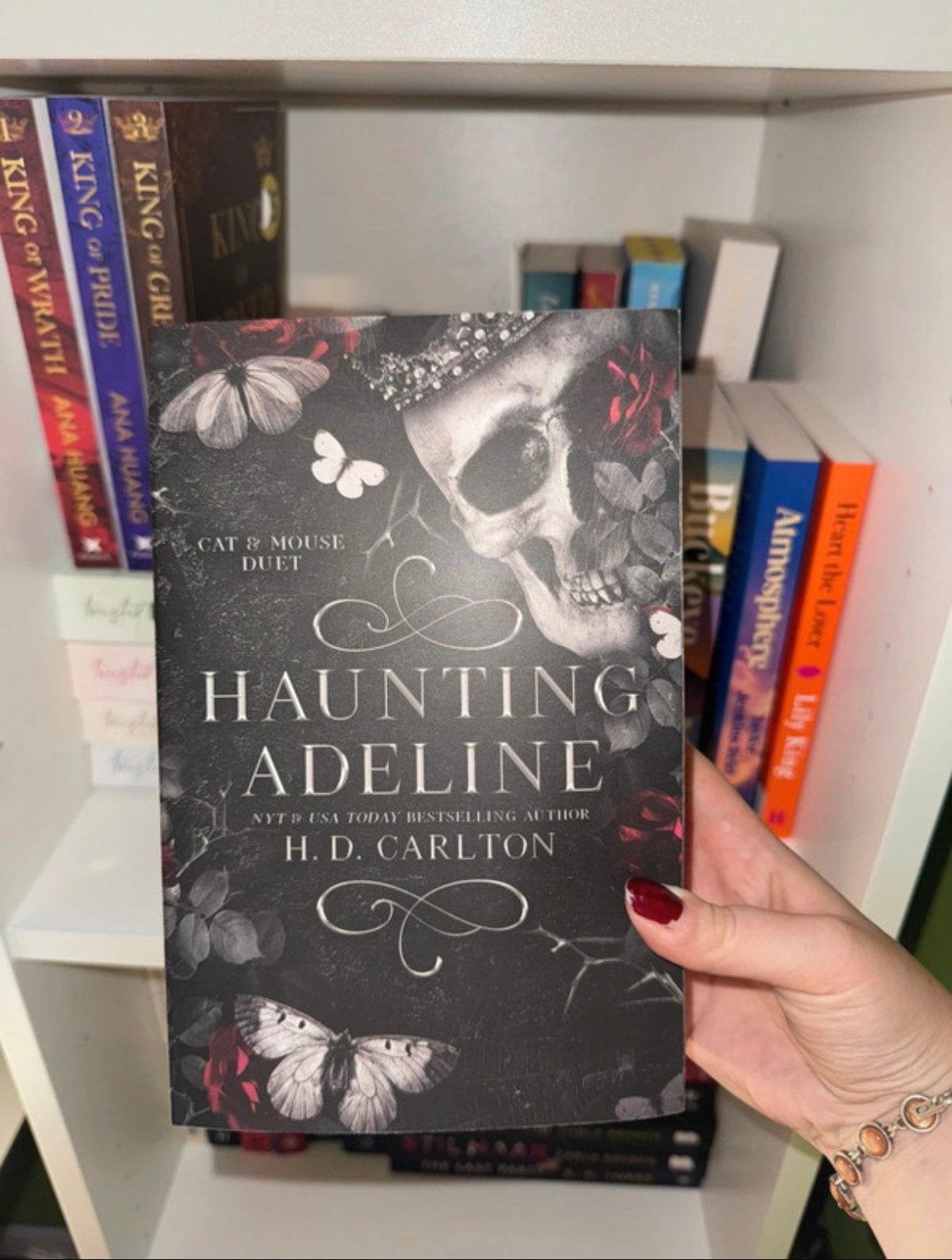 Haunting Adeline - H.D. Carlton, Ophalen of Verzenden, Zo goed als nieuw