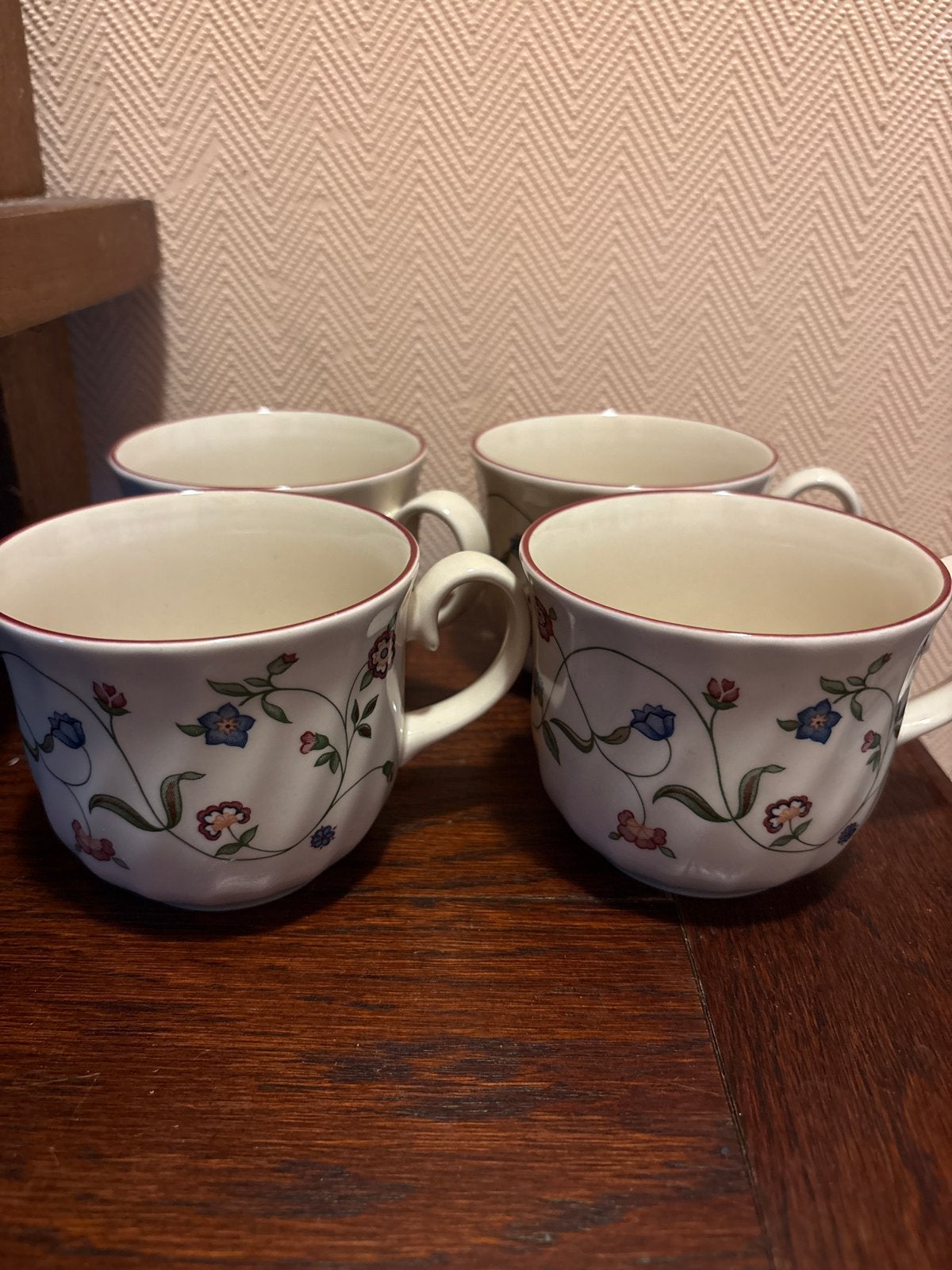 Set van 4 Staffordshire Tableware kopjes, Huis en Inrichting, Keuken | Servies, Keramiek, Ophalen of Verzenden, Zo goed als nieuw