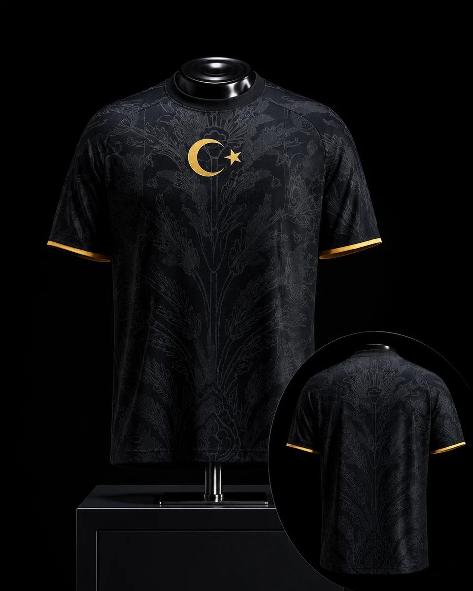 Turkije - Zwart voetbalshirt met gouden details, Sport en Fitness, Voetbal, Ophalen of Verzenden, Nieuw, Shirt