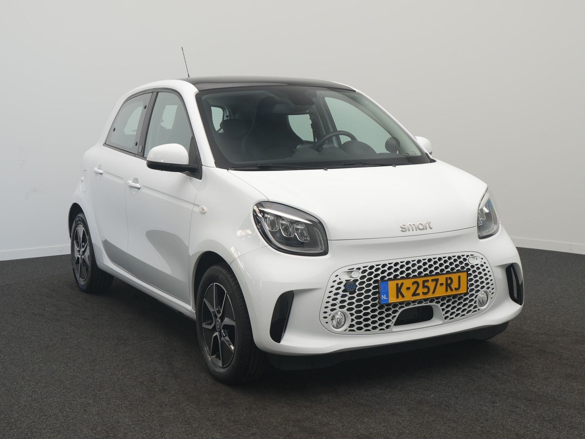 Smart Forfour EQ Comfort PLUS 18 kWh - RIJKLAARPRIJS - Panor, Auto's, Automaat, 12 maanden, Achterwielaandrijving, Gebruikt