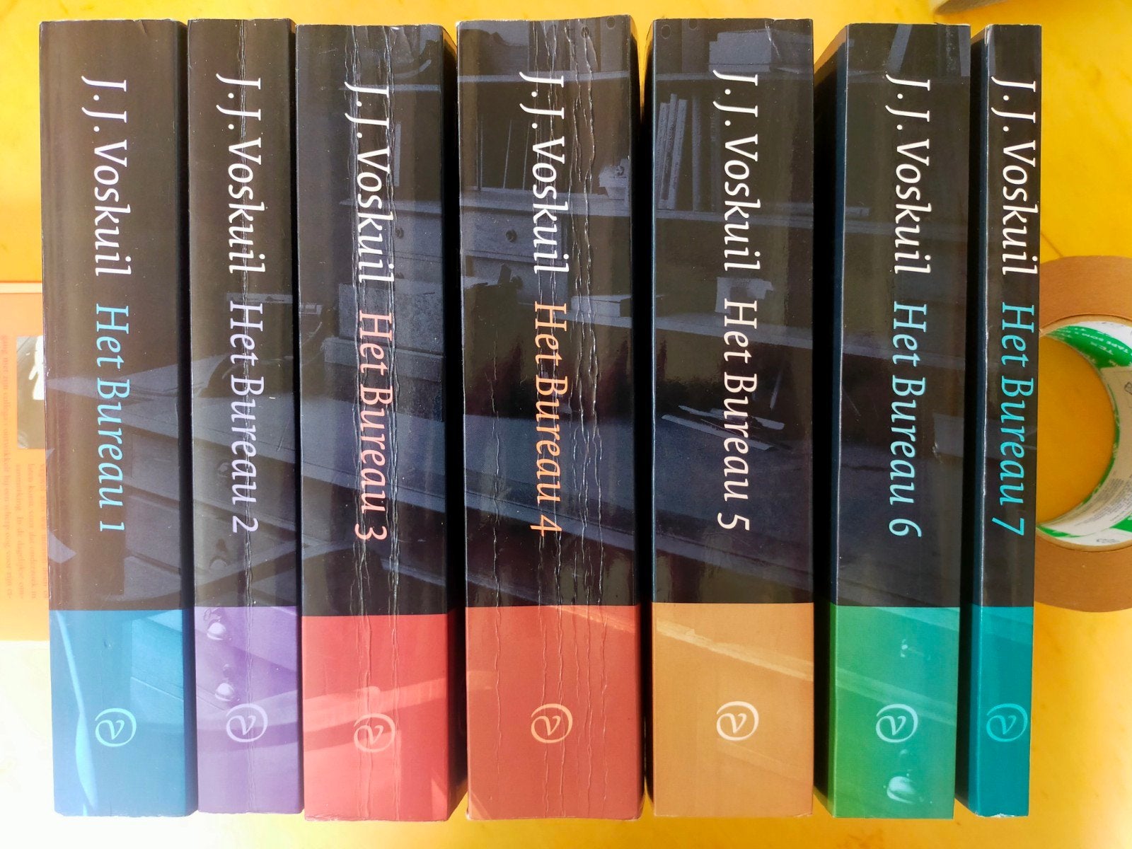 J.J. Voskuil - Het Bureau - complete set paperbacks, Boeken, Ophalen of Verzenden, Gelezen, Nederland