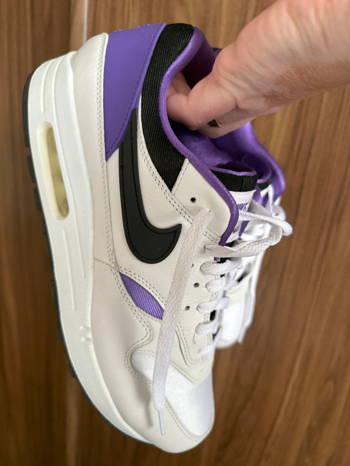 Air max 1 DNA Purple, Overige kleuren, Ophalen of Verzenden, Sneakers of Gympen, Zo goed als nieuw