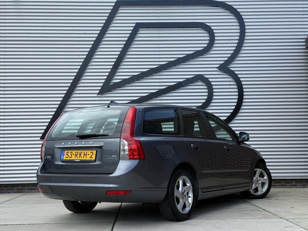 Volvo V50 2.0 Business Pro Edition Clima|Leder|Cruise|PDC|El, Auto's, Volvo, Gebruikt, Zwart, 4 cilinders, 1279 kg