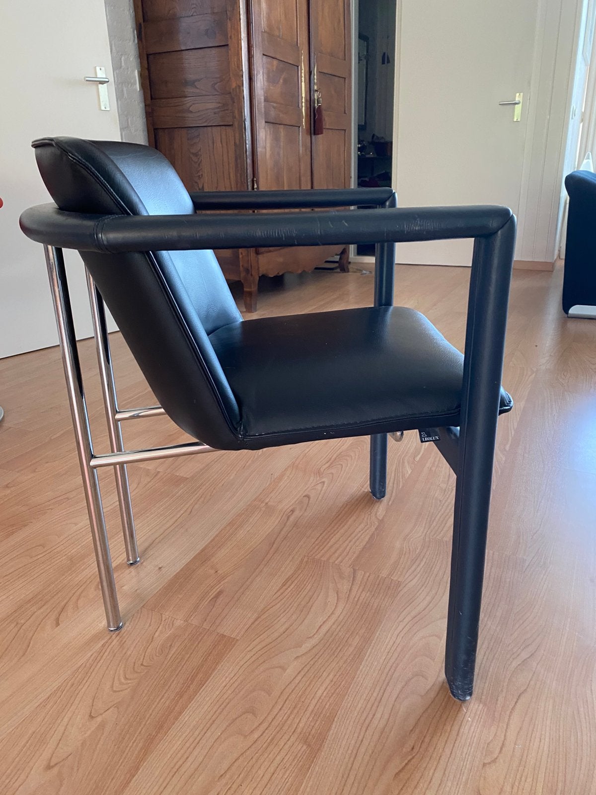 4 Vintage retro design stoelen van Leo Lux, Huis en Inrichting, Stoelen, Ophalen, Gebruikt, Zwart, Leer