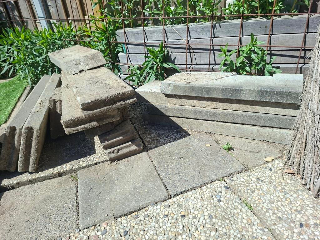 Gratis opsluitbanden aangeboden, Ophalen, Gebruikt, Beton, Overige typen