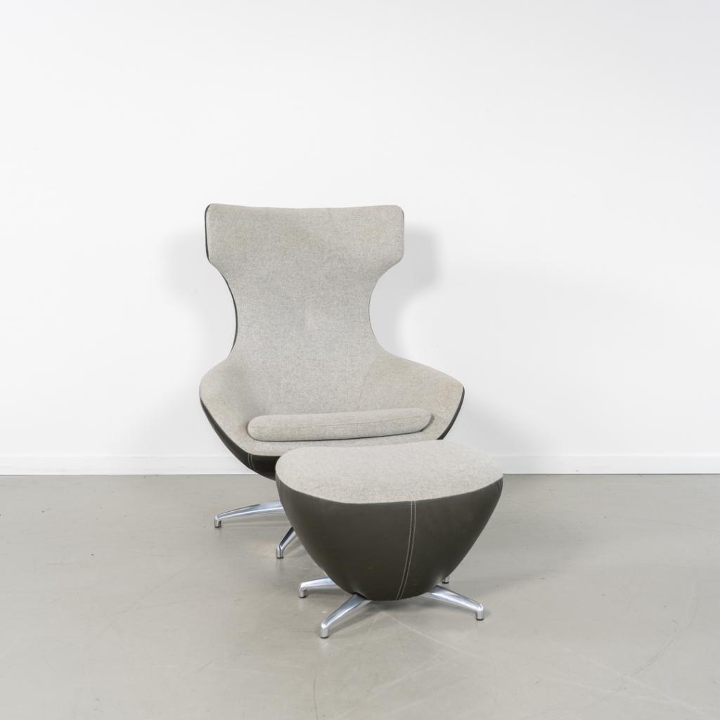 1x Leolux Caruzzo Fauteuil + Hocker Grijs Stof/Leer - Chroom, Niet ingevuld, Leer, Niet ingevuld, 75 tot 100 cm