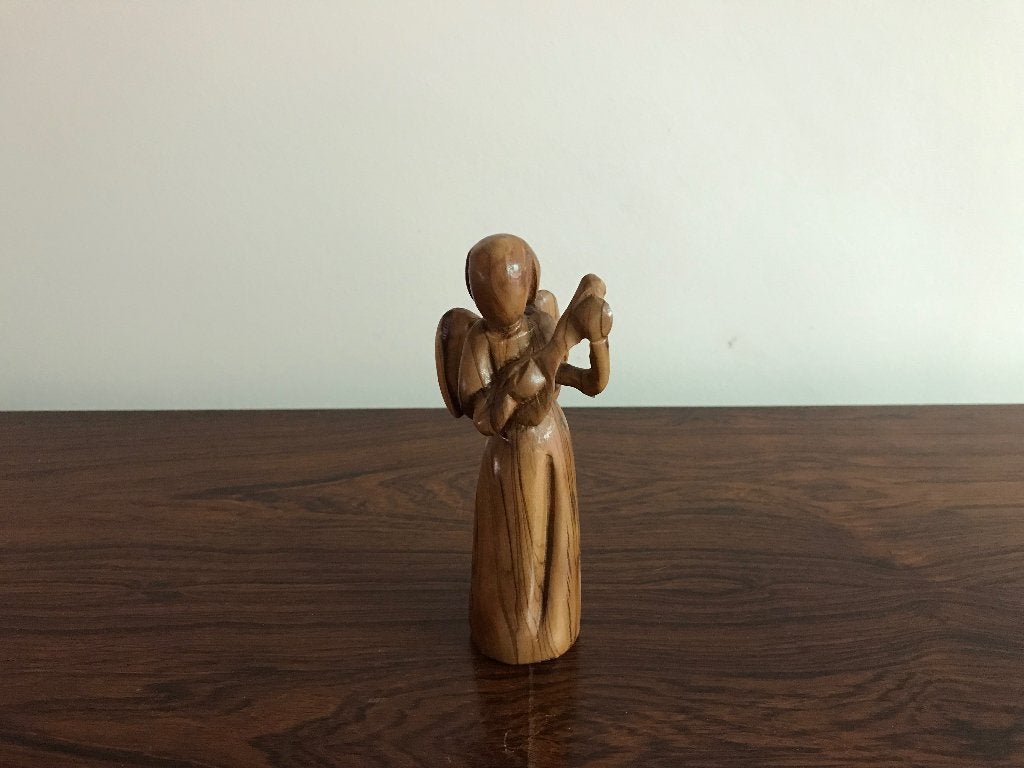 Houten Engel engelen beeldje olijfhout Made in Bethlehem, Ophalen of Verzenden, Zo goed als nieuw