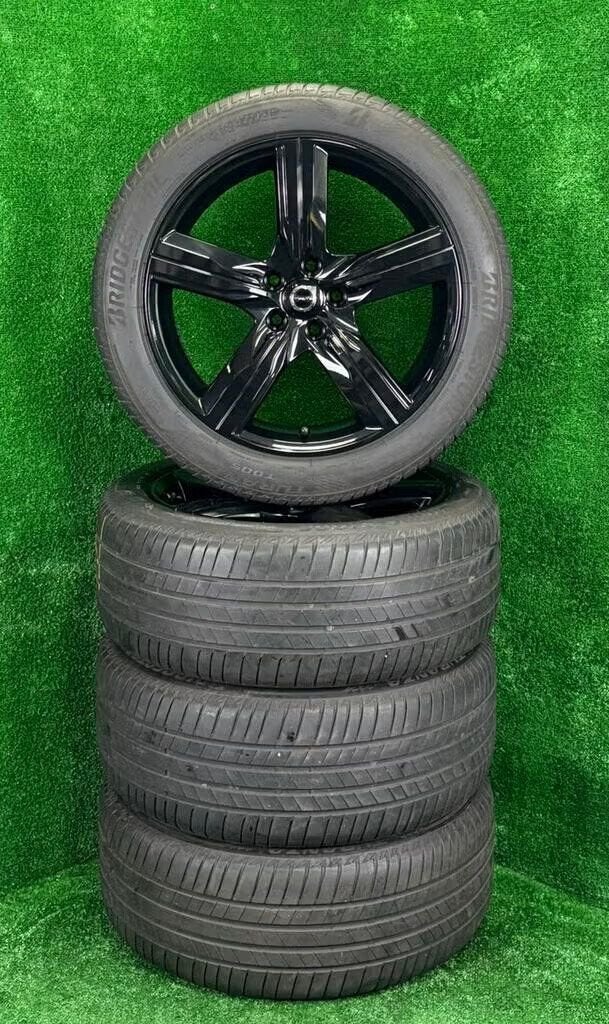 Originele 18 inch Volvo Ixion velgen banden V60 S60 V90 S90, Auto-onderdelen, Banden en Velgen, Banden en Velgen, Info@volvo.com