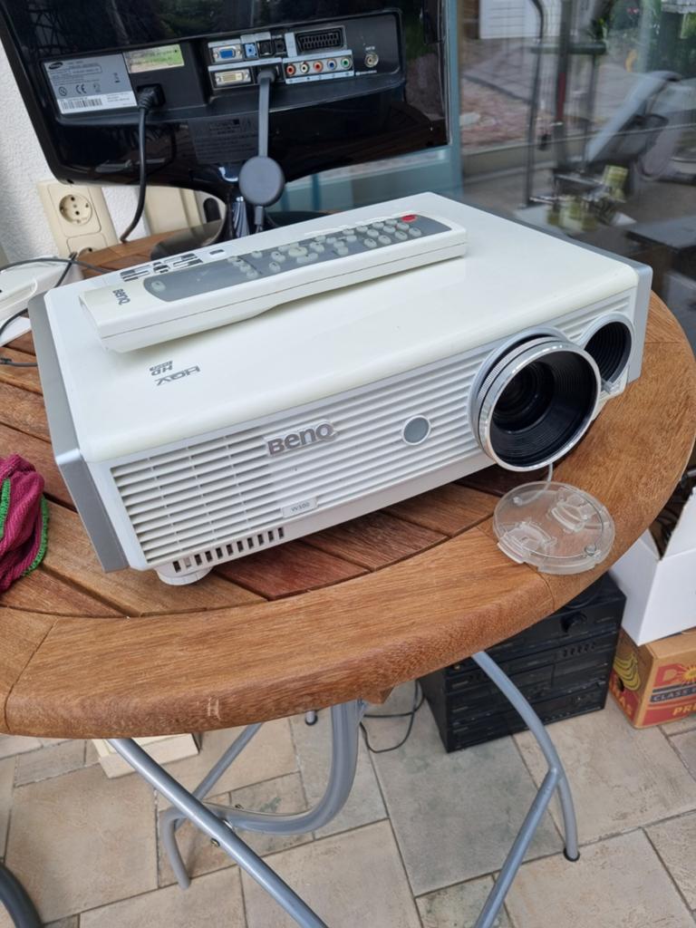 Benq W500 Beamer - Nieuwe lamp nodig, Ophalen of Verzenden, Gebruikt, Benq