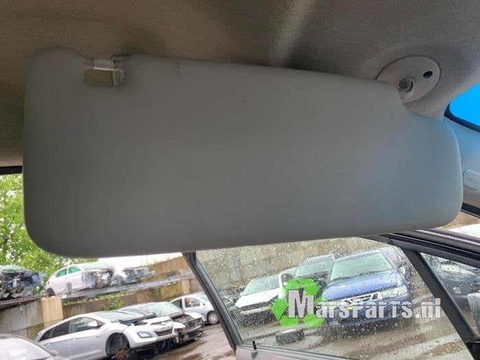 Zonneklep van een Chevrolet Spark, Gebruikt, -, Ophalen of Verzenden, -