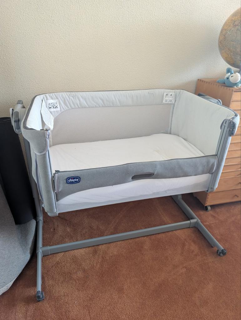 Chicco Next2Me Co-sleeper/Wieg - Grijs, Ophalen, Gebruikt, Wieg