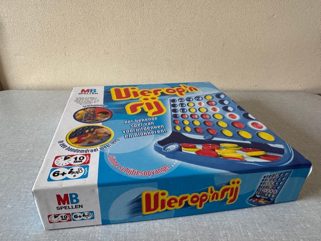 Z.G.A.N. spel: vier ( 4 ) op een rij met schijfjesvanger, Hobby en Vrije tijd, Gezelschapsspellen | Bordspellen, Een of twee spelers