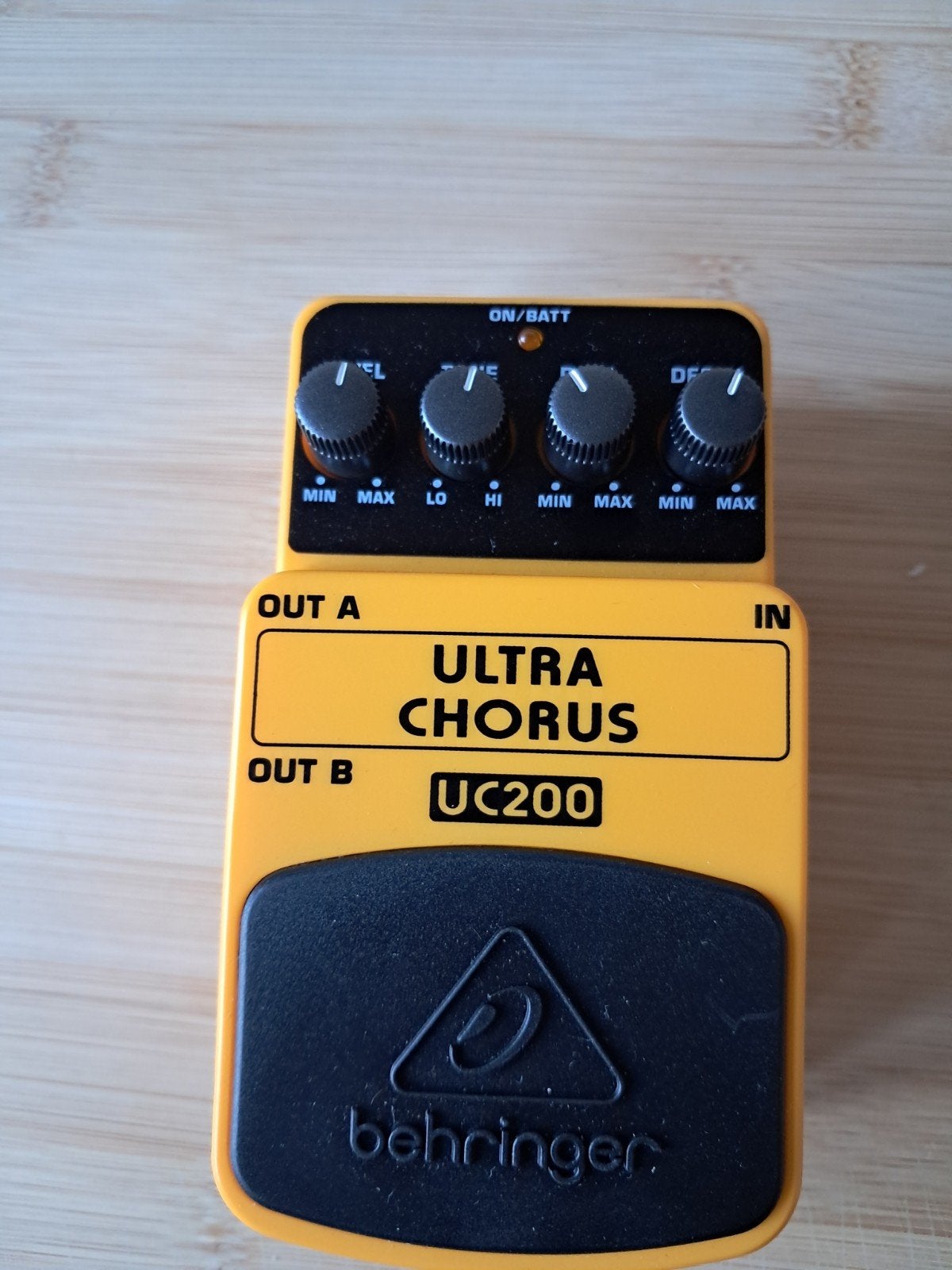 Behringer UC200, Muziek en Instrumenten, Ophalen of Verzenden, Zo goed als nieuw, Chorus