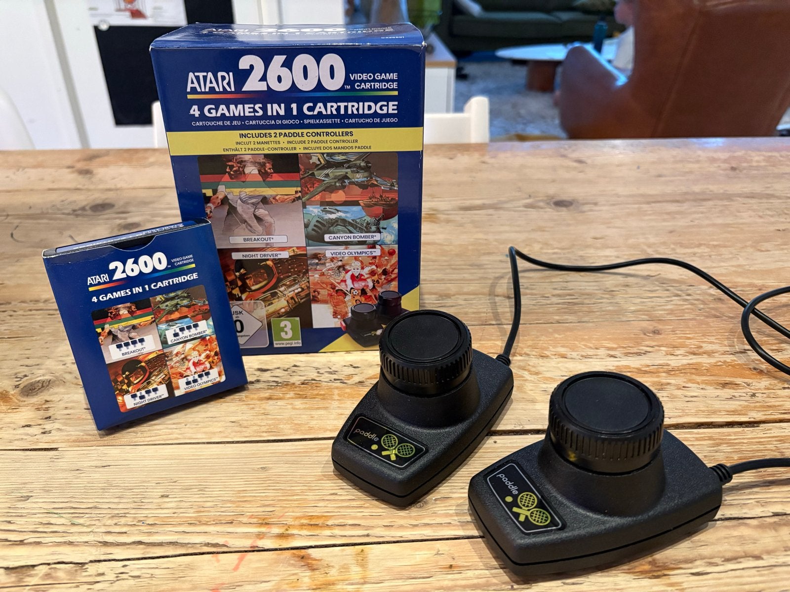 Atari 2600+: 4 Games in 1 Cartridge met 2 Paddle Controllers, Spelcomputers en Games, Games | Atari, Zo goed als nieuw, Atari 2600