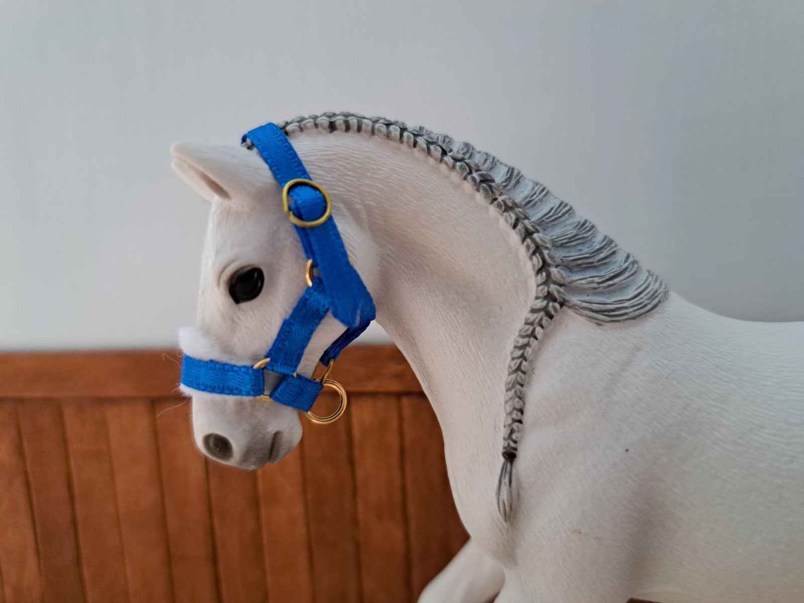 schleich halster blauw 2, Ophalen of Verzenden, Zo goed als nieuw, Paard, Beeldje of Figuurtje