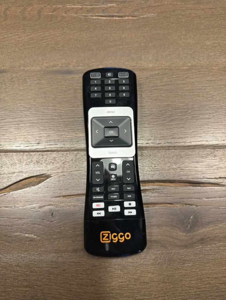 Originele Ziggo Horizon Afstandsbediening - Uitstekende Staa, Audio, Tv en Foto, Afstandsbedieningen, Zo goed als nieuw, Origineel