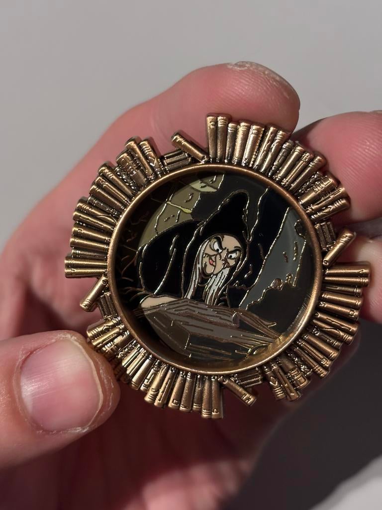 De boze heks pin LE 400 | Disney studio store hollywood, Ophalen of Verzenden