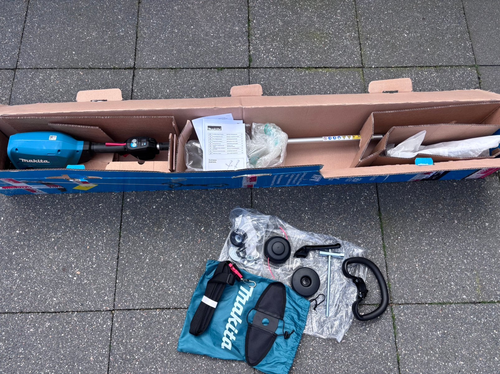 Nieuwe DUR369LZ 36V 2x18V Li-Ion accu grastrimmer bosmaaier, Ophalen of Verzenden, Nieuw, Accu