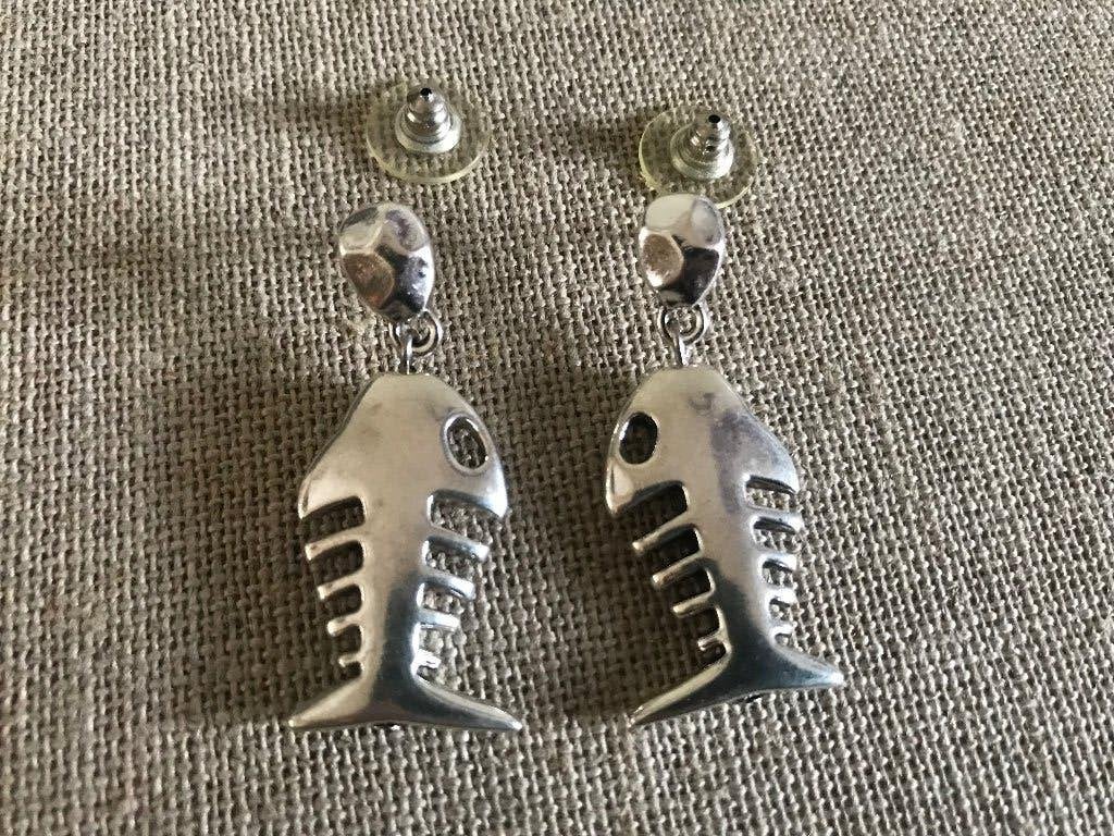 Zamak oorbellen (88) vis, Sieraden, Tassen en Uiterlijk, Oorbellen, Overige materialen, Nieuw, Ophalen of Verzenden, Knopjes of Stekers