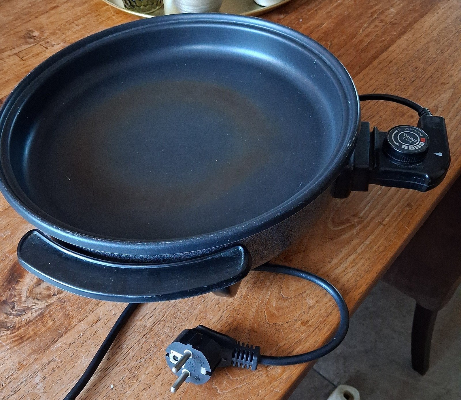 Elektrische hapjespan / paellapan 1200W met thermostaat, Ophalen
