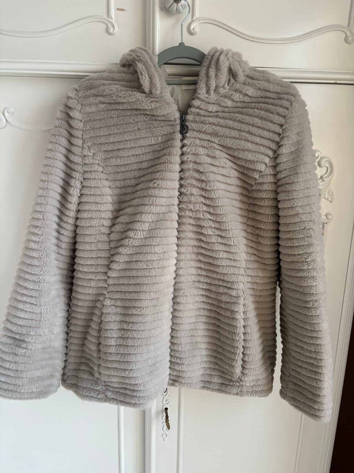 Zgan beige fake fur bont jas merk Barbara Lebek maat 36, Kleding | Dames, Ophalen of Verzenden, Zo goed als nieuw, Maat 36 (S)