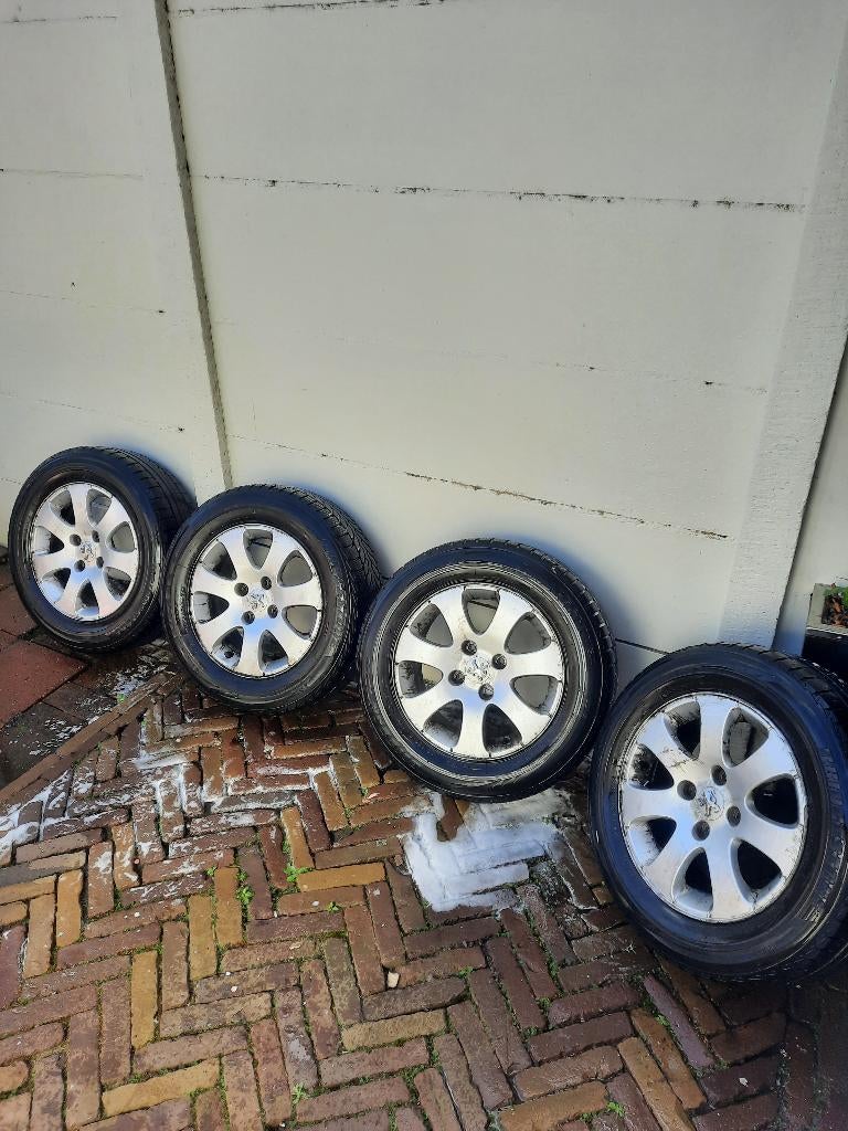 Peugot auto banden nette staat, Ophalen of Verzenden, Gebruikt
