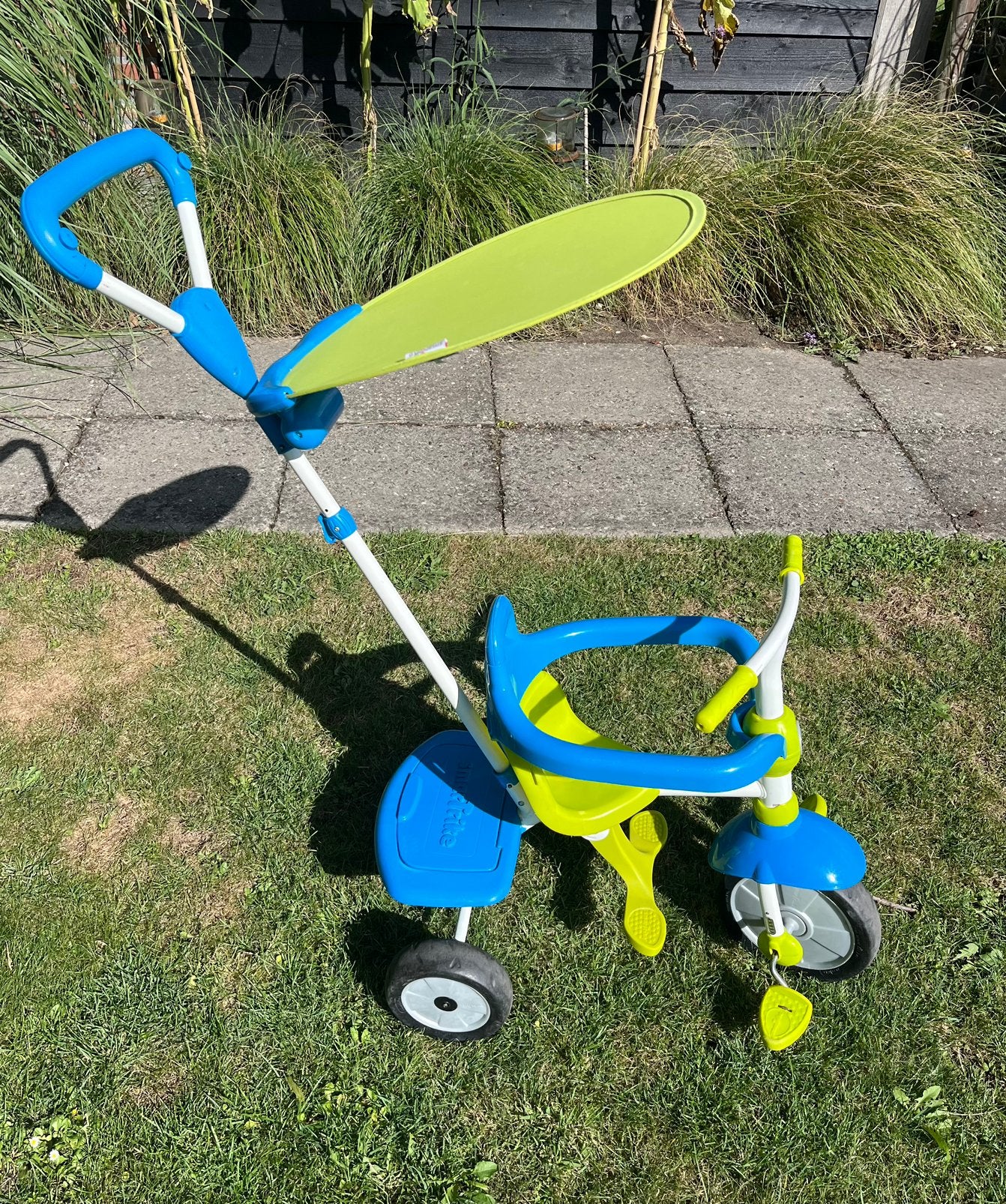Leuke smart trike driewieler met zonnescherm en duwstang, Ophalen, Gebruikt, Duwstang