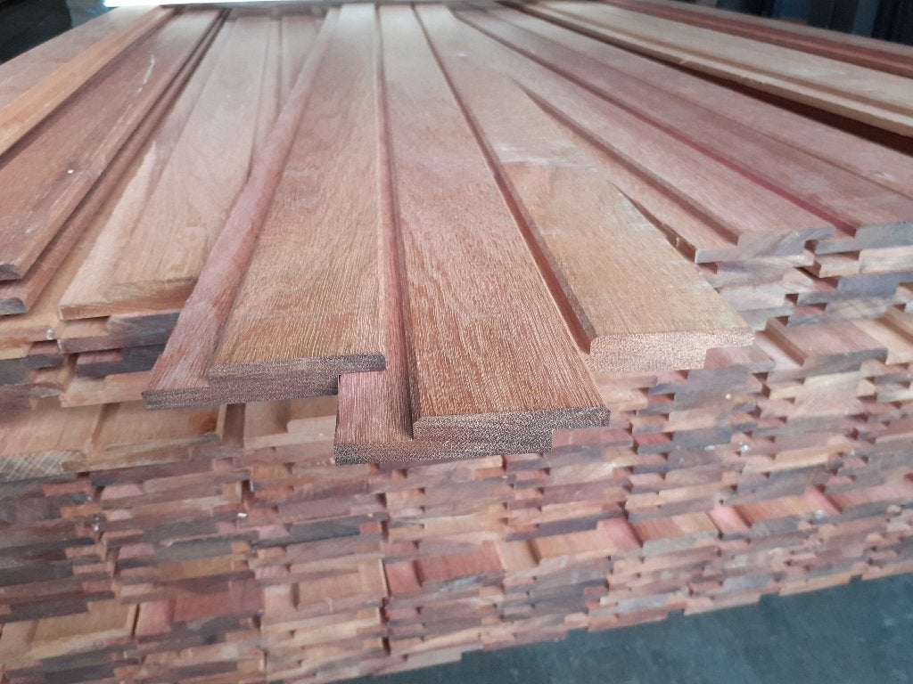 2 x partij 12.60m2 hardhout gevelbekleding - € 825 euro, Planken, Nieuw, Ophalen of Verzenden, Hardhout