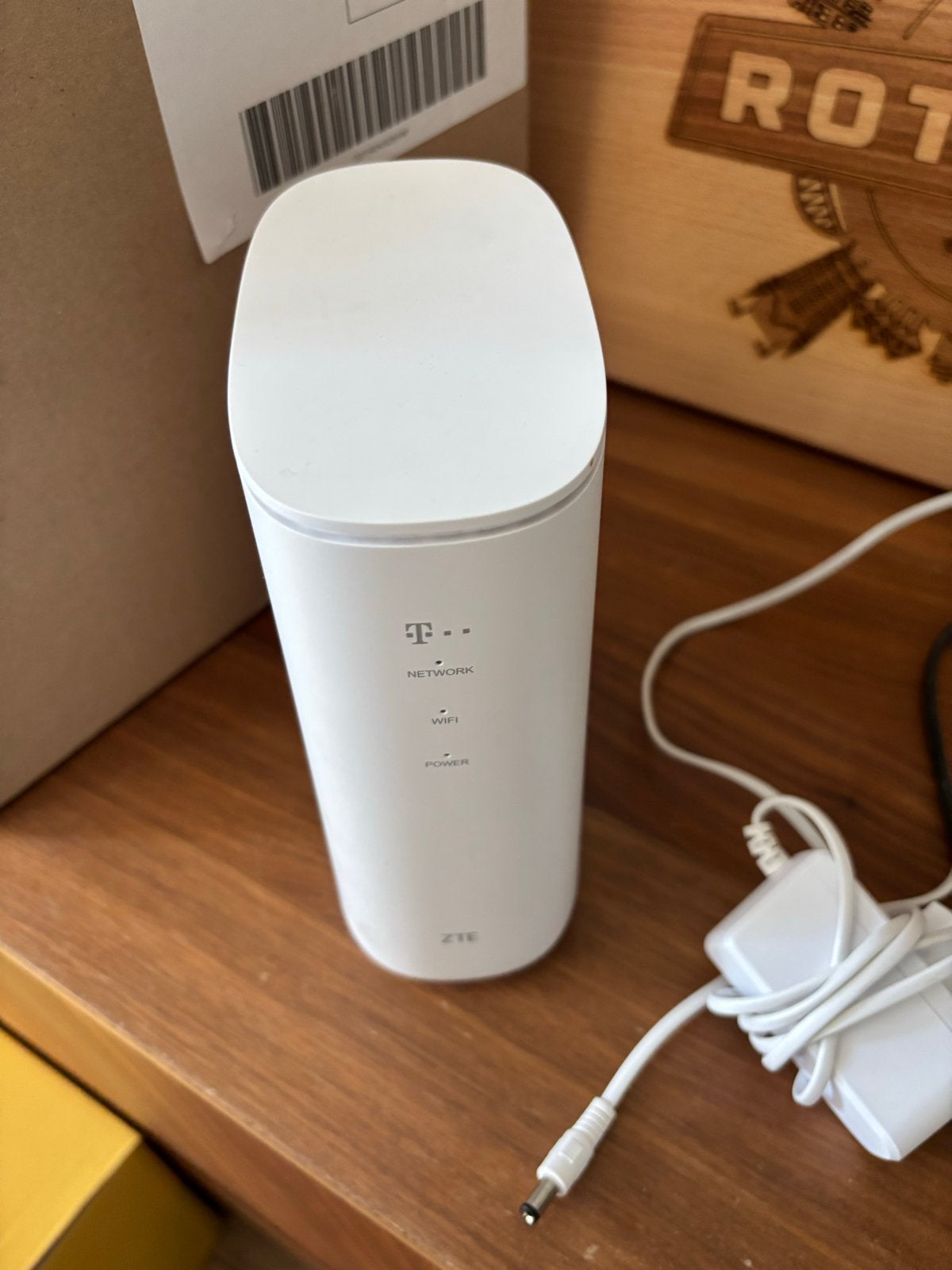 ZTE Router voor thuis wifi op simkaart (T-Mobile / odido), Computers en Software, Routers en Modems, Ophalen of Verzenden, Zo goed als nieuw