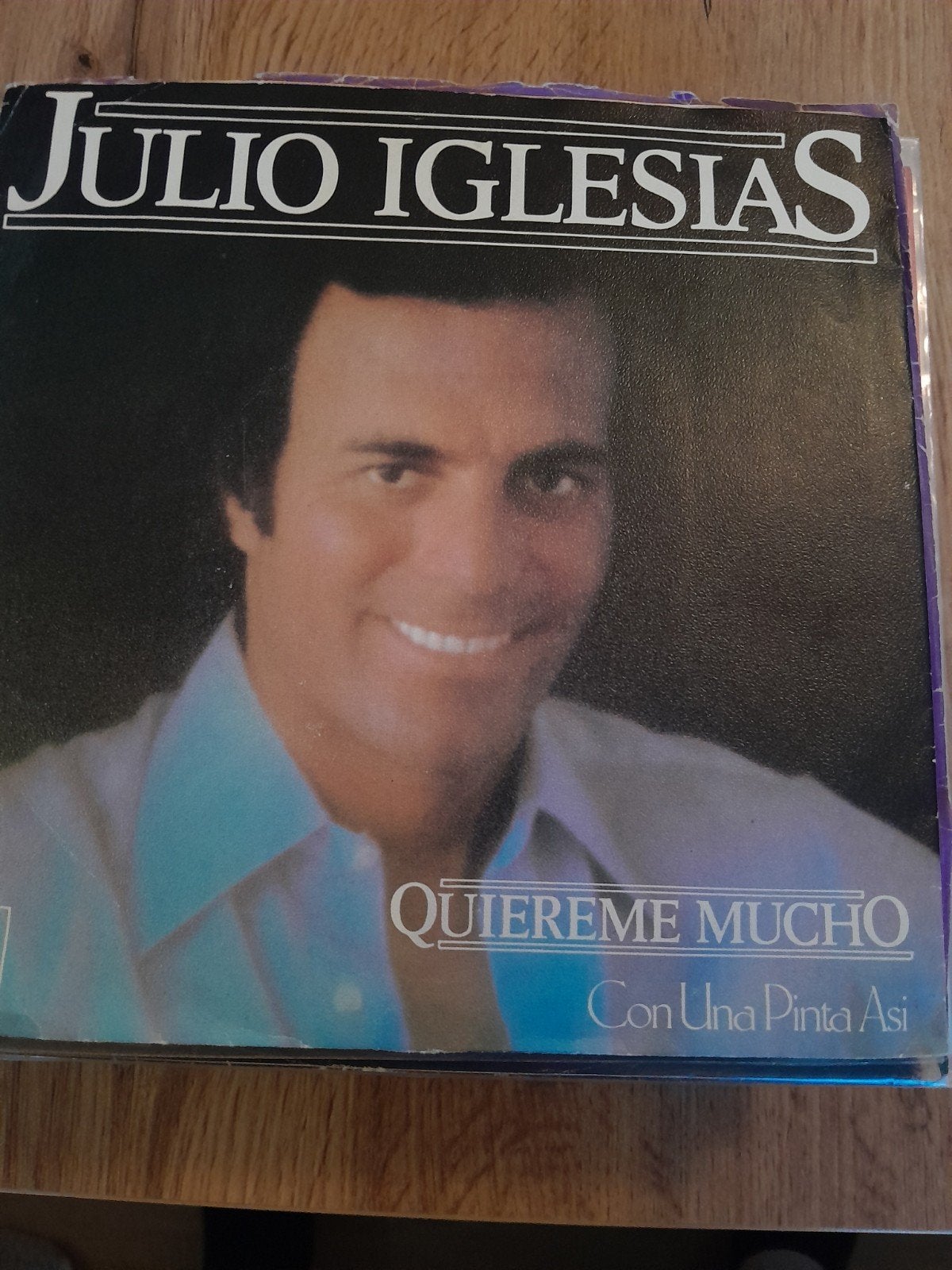 julio iglesias 7inch quiereme mucho, Ophalen of Verzenden, Zo goed als nieuw, Pop