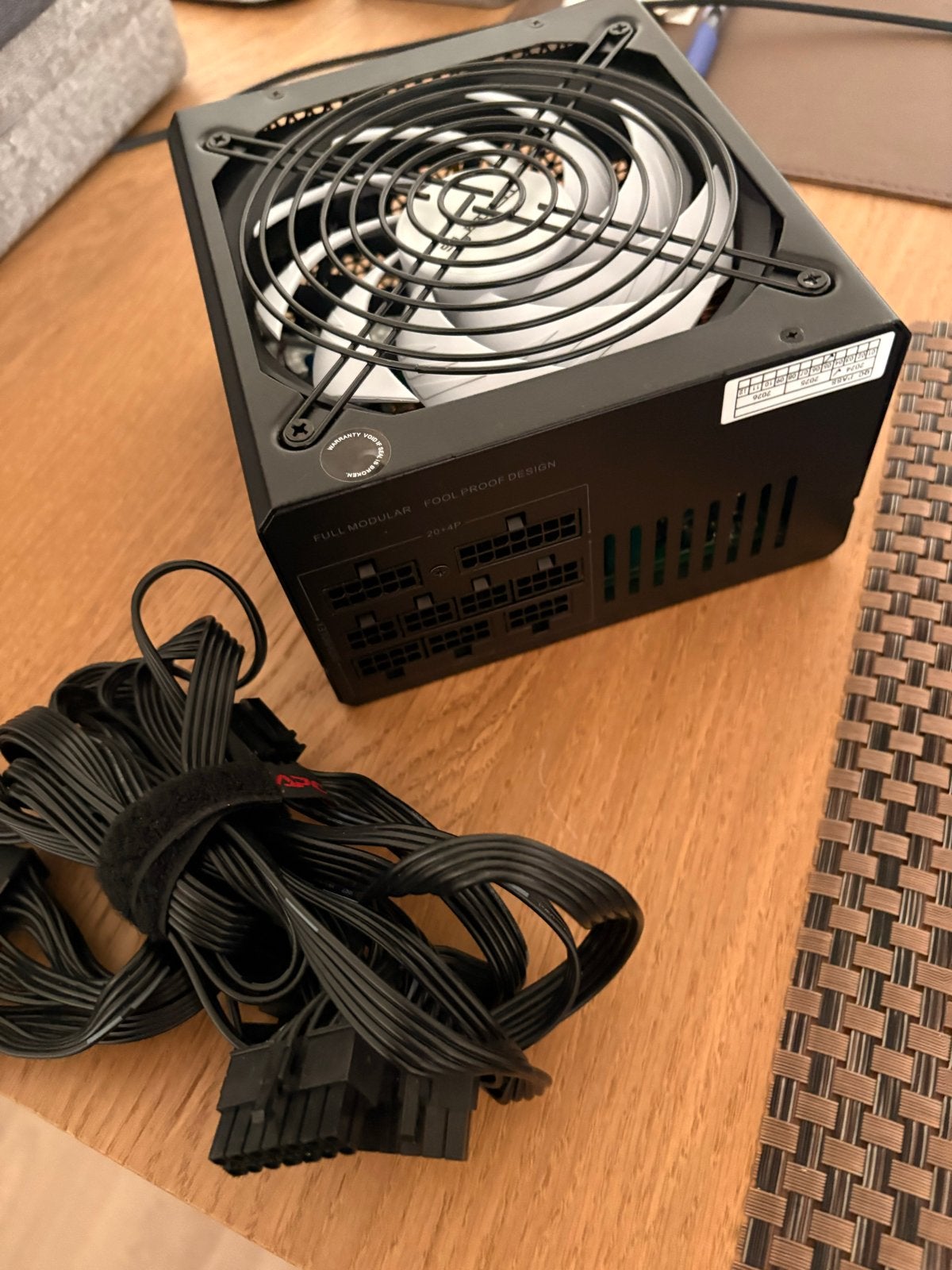 Tacens Radix VII AG 800M 800W Voeding, Ophalen of Verzenden, Zo goed als nieuw