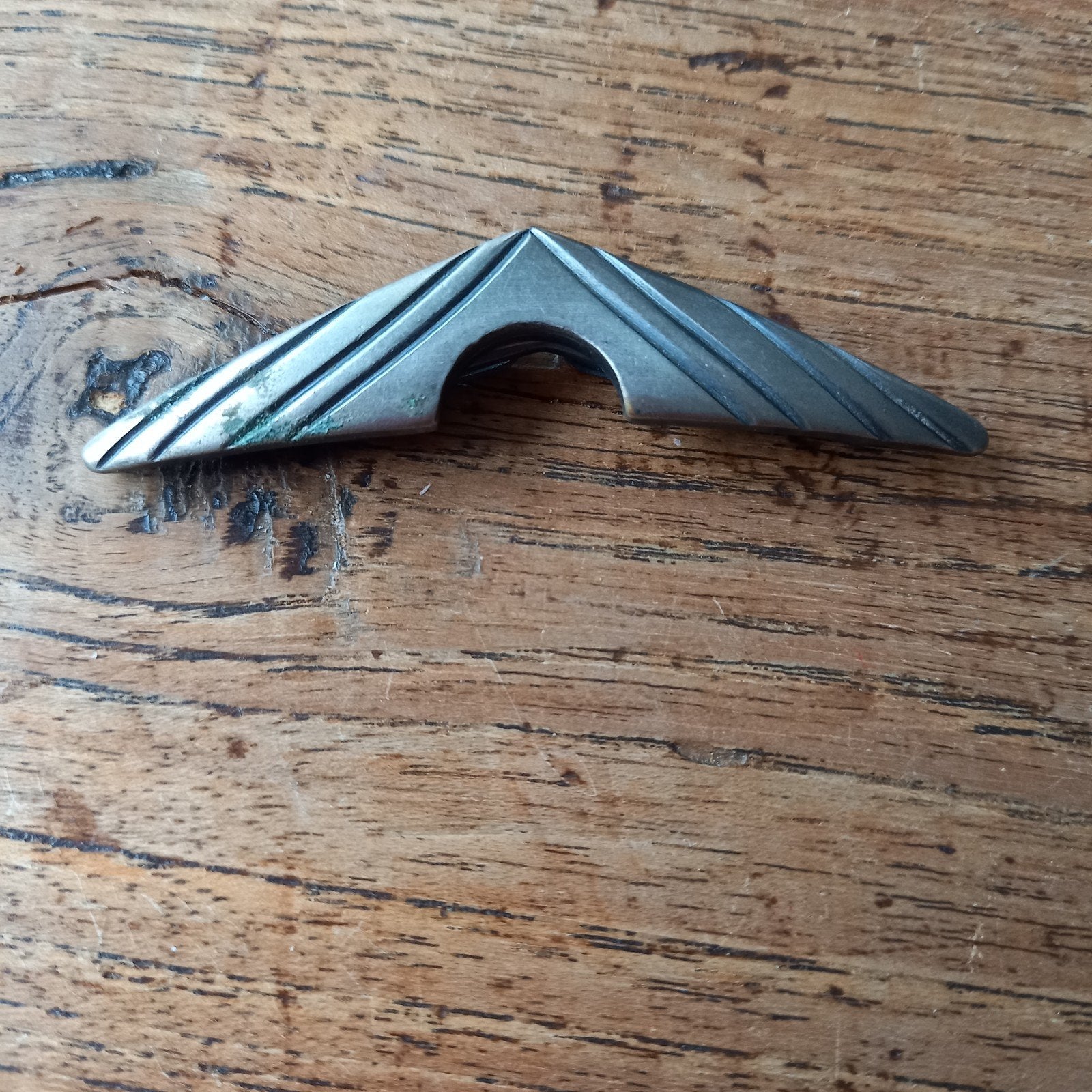 Vintage Art Deco Kledingclip / Hoedenclip – Metaal, Ophalen of Verzenden, Gebruikt, Zilver, Overige materialen