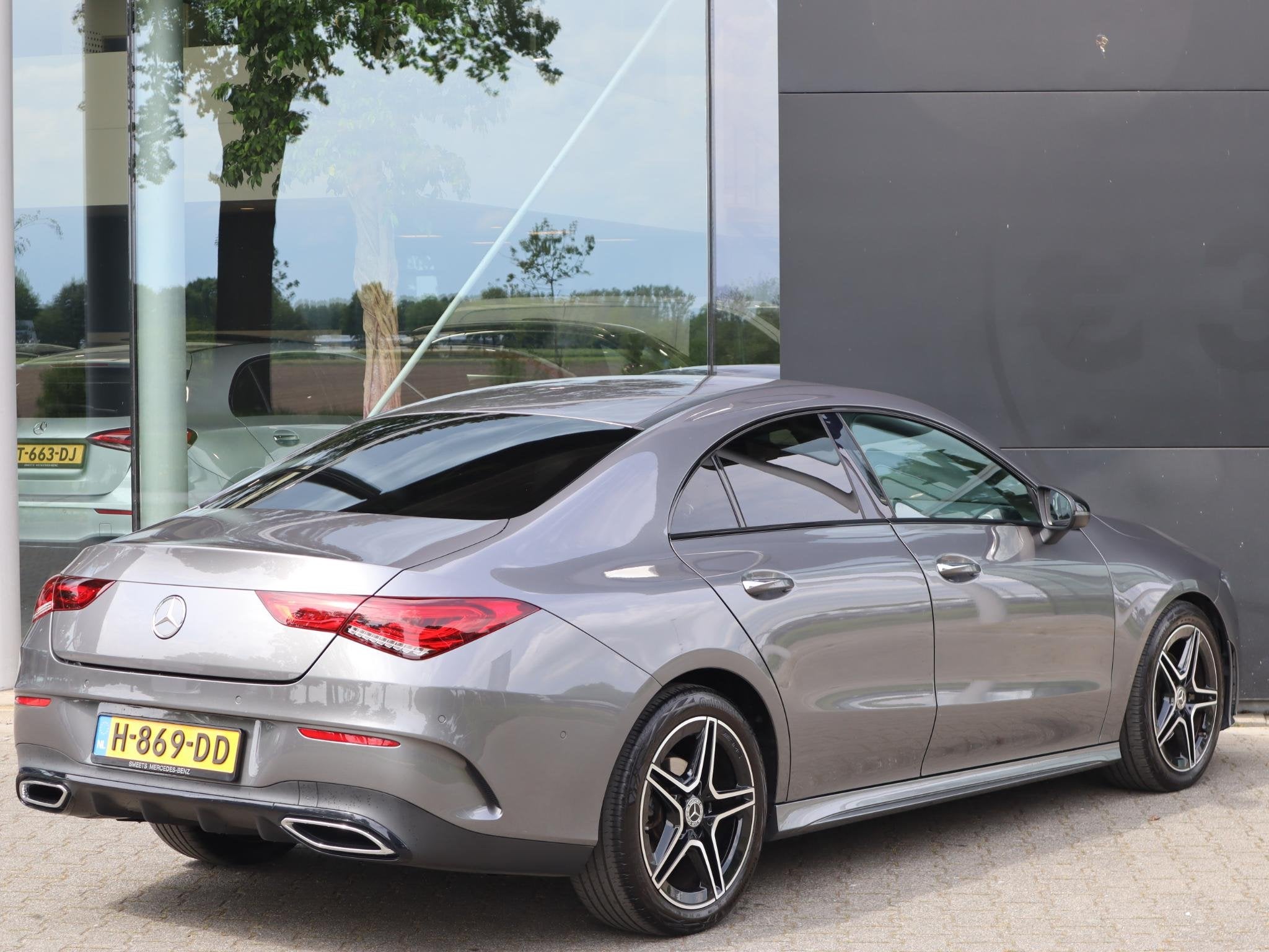 Mercedes-Benz CLA-klasse 180 Business Solution AMG l Keyless, Auto's, Gebruikt, 4 cilinders, Origineel Nederlands, Bedrijf