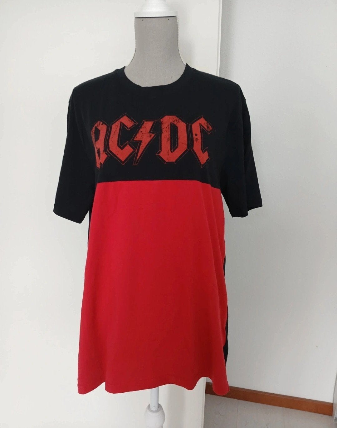AC/DC t-shirt maar L zwart/rood, Ophalen of Verzenden, Zo goed als nieuw, Zwart