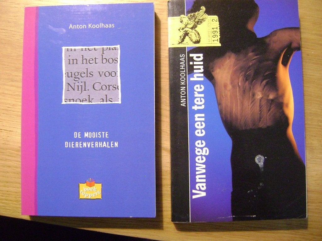 ANTON KOOLHAAS boeken (2x), Ophalen of Verzenden, Gelezen