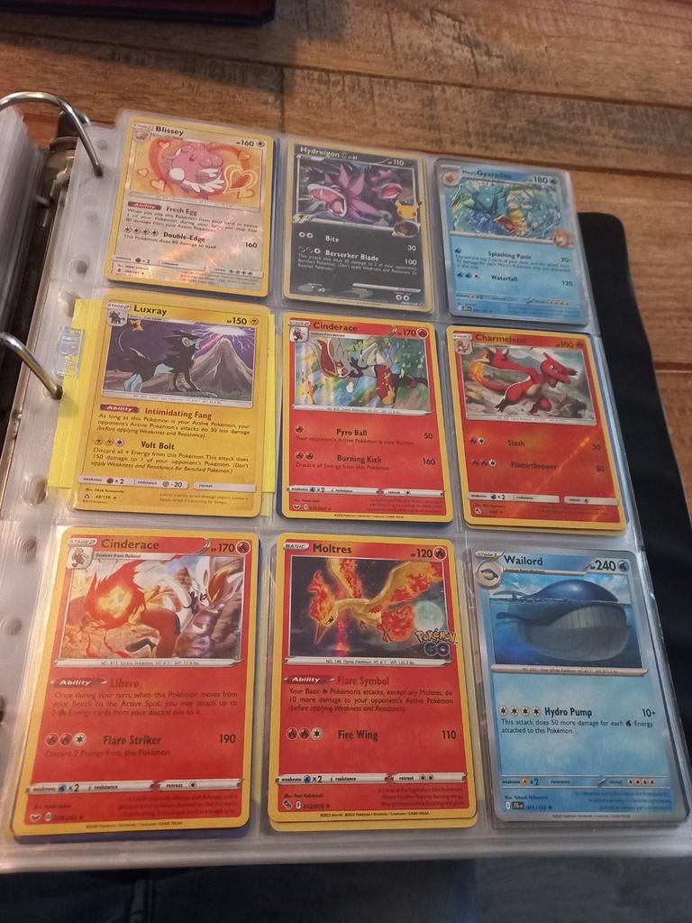 Pokemon kaarten, Ophalen of Verzenden, Zo goed als nieuw, Meerdere kaarten, Foil