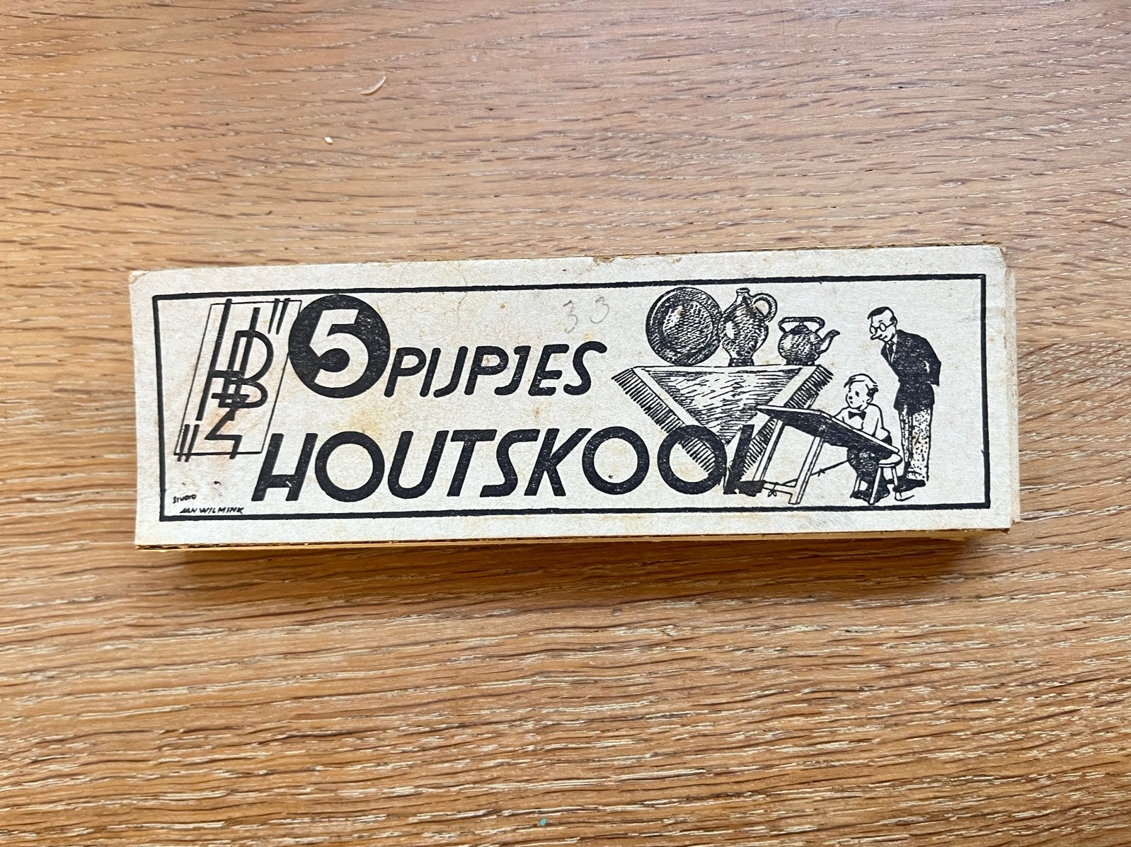 Vintage 6 Pijpjes Houtskool Tekenmateriaal, Antiek en Kunst, Ophalen of Verzenden