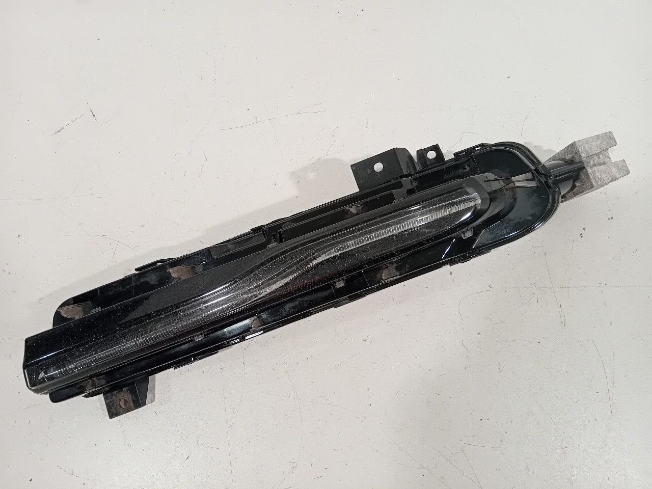 Dagrijverlichting links voor Volvo V40, Onderdelen@venauto.nl, Van der Ven Autorecycling B.V., Gebruikt, Ettenseweg 76, 4706 PB Roosendaal, The Netherlands