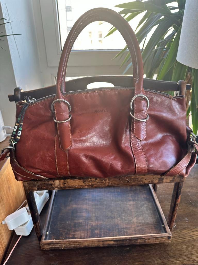Prada East West leren handtas in prachtige kleur, Ophalen of Verzenden, Gebruikt, Bruin, Handtas
