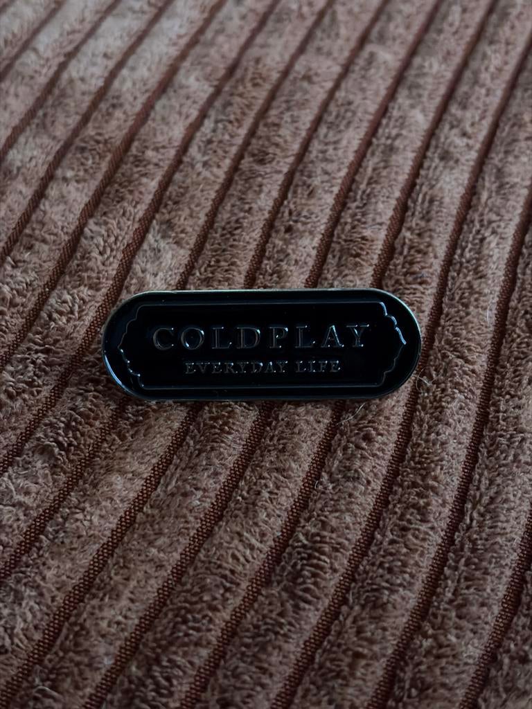 Coldplay Everyday Life Pin Speldje, Ophalen of Verzenden, Zo goed als nieuw, Merk, Speldje of Pin