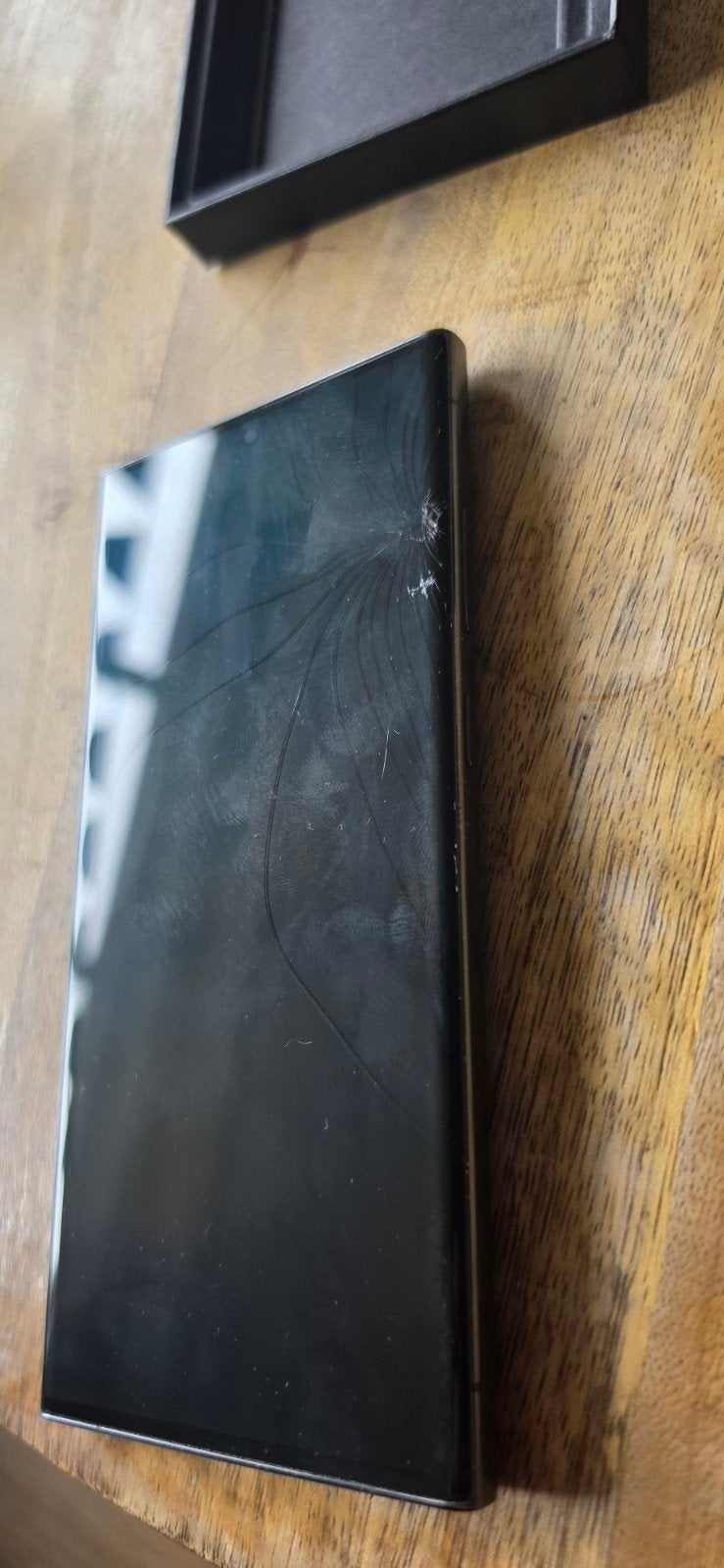 Samsung Galaxy S23 Ultra met barst in scherm, Ophalen, Gebruikt, Zonder abonnement, Zonder simlock