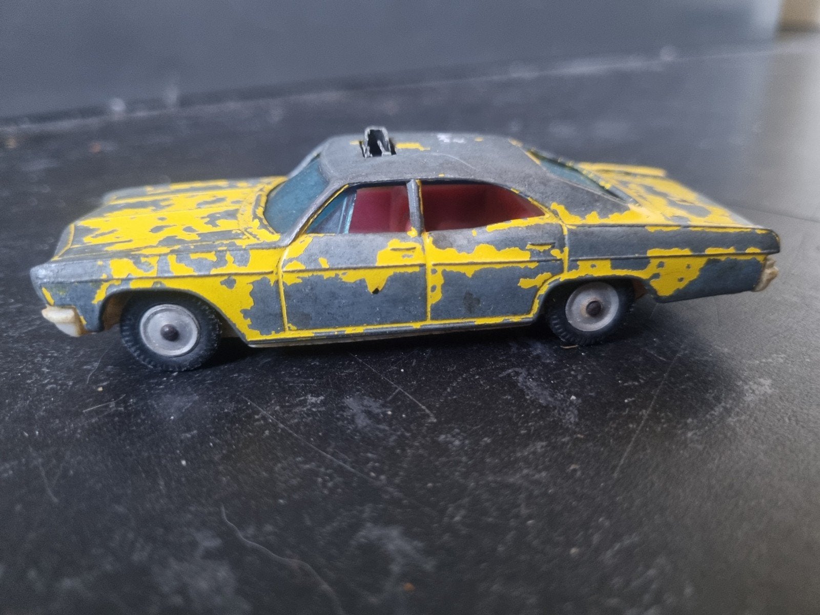 Vintage Speelgoedauto - Gebruikte Staat, Overige merken, Gebruikt, 1:50 of kleiner, Auto