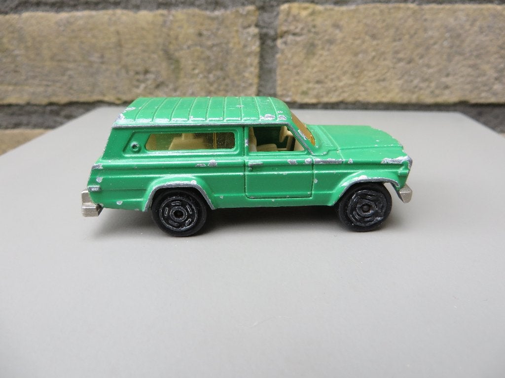 Majorette Jeep Cherokee GROEN, Ophalen of Verzenden, Gebruikt, Auto
