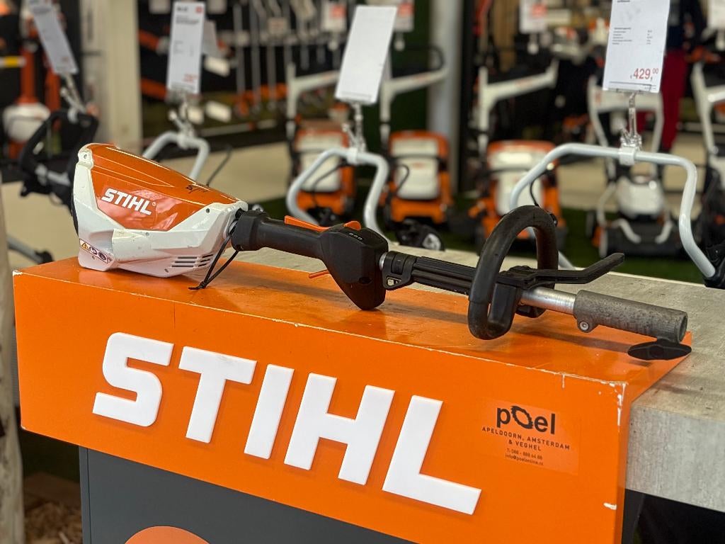 STIHL KMA 130 R – 6 Maanden Garantie incl grote beurt, Ophalen of Verzenden, Jas